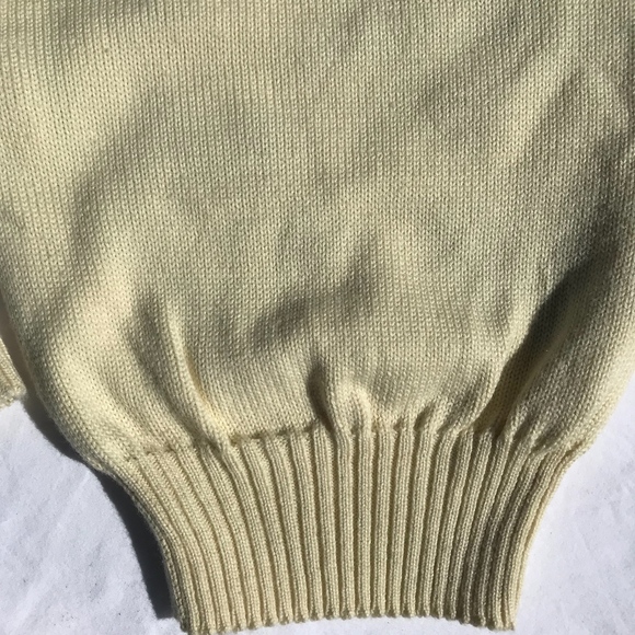 (5 for $20) Girls Obermeyer Cream Sweater VGC - Picture 7 of 8